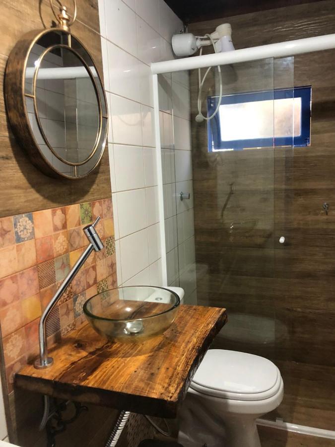 Chalés no centro de Bombinhas Esterno foto